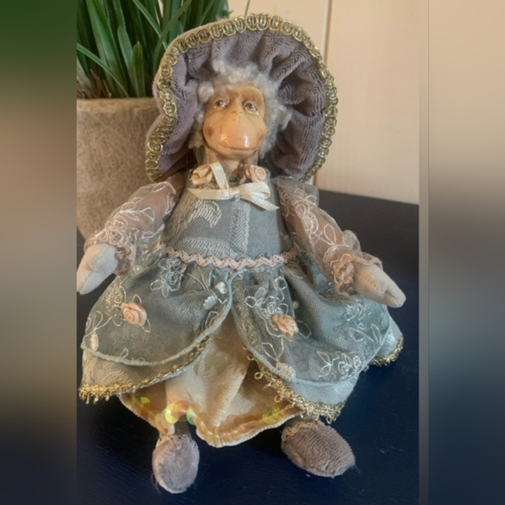 Rare Signed Katherine's Collection Wayne Kleski Retired Monkey Victorian Dolls - Picture 9 of 10